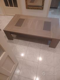 Letto matrimoniale armadio tavolo tutto nuovo.