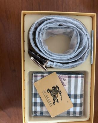 Cintura e portafoglio burberry