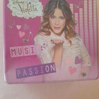 Scatola in latta violetta