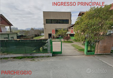 Capannone commerciale