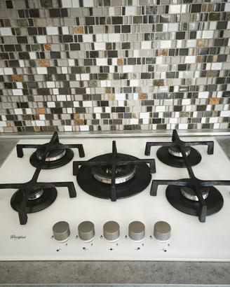 piano cottura gas  5 fuochi Whirlpool 