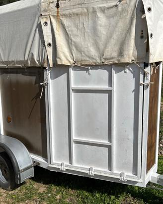 Trailer trasporto cavalli
