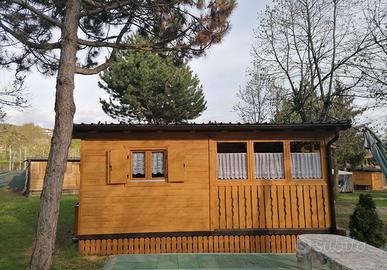 Roulotte con preingresso in legno 