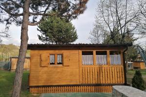 Roulotte con preingresso in legno 