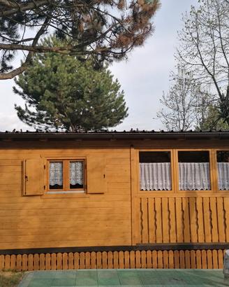 Roulotte con preingresso in legno 