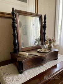 Specchiera d’appoggio d’epoca in legno massello