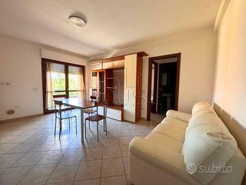 Appartamento di 60 m² con 2 locali e box auto a Pe