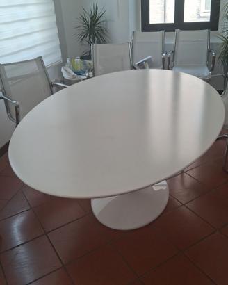 TAVOLO OVALE SAARINEN