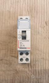 BTICINO contattore 25A  2p