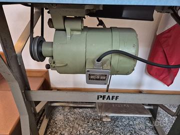 Macchina da cucire Pfaff 138 completa