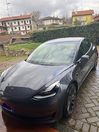 TESLA MODEL 3 PERFORMANCE BATTERIA NUOVA 5000 KM