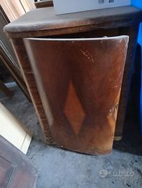 Macchina da cucire antica