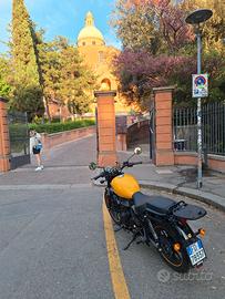 Moto Royal Enfield 350