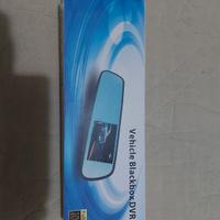 Specchietto retrovisore con telecamera 