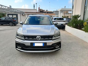 Volkswagen Tiguan 2.0 TDI SPORT R LINE