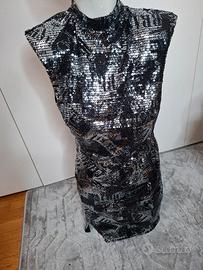 Abito nero paillettes ✨ schiena scoperta con spall