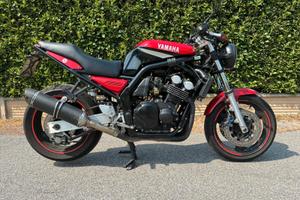 Yamaha Fazer 600 naked