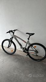 Mountain bike btwin