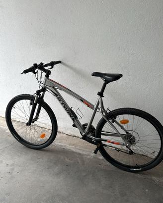 Mountain bike btwin