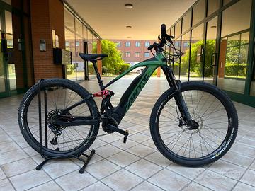 Mountain e-bike FANTIC XTF 1.5 SPORT-Y GREEN