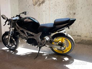 Suzuki SV650S