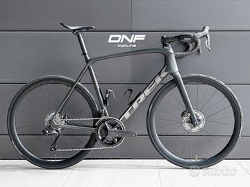 TREK EMONDA SLR 7 ULTEGRA Di2