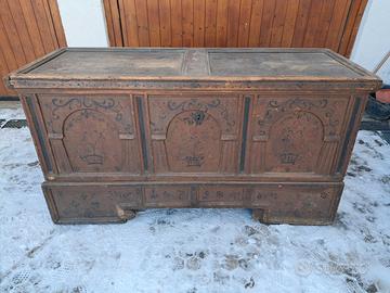 Antica cassapanca cirmolo 1795