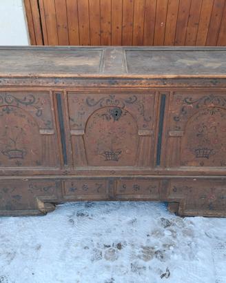 Antica cassapanca cirmolo 1795