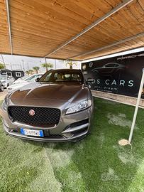 Jaguar F-Pace 2.0 D 180 CV AWD Prestige