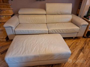 Divano letto e pouf in pelle