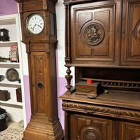 Orologio a pendolo e credenza in noce fine 800