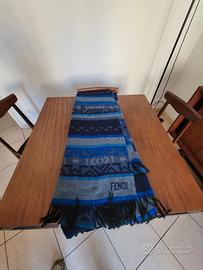 Sciarpa/Poncho FENDI Vintage Unisex in Lana 