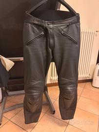 Giubbotto e pantaloni Dainese
