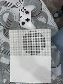 XBOX ONE S + controller