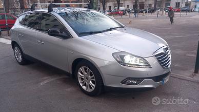 lancia delta 1.6 mtj 120cv