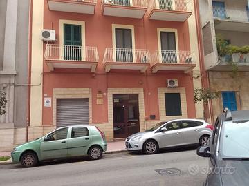 TARANTO-Via Messapia ampio 3 vani