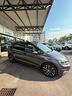 volkswagen-touran-1-6-tdi-115-cv-scr-executive-blu