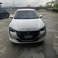 Peugeot 208 02/2020