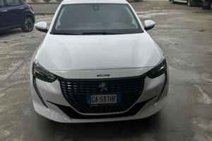 Peugeot 208 02/2020