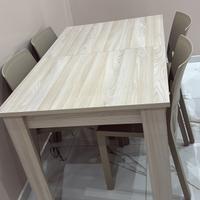 Tavolo allungamile  fino a 10 posti🤗
