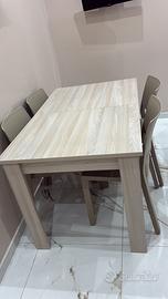Tavolo allungamile  fino a 10 posti🤗