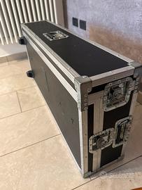 Flight case con ruote Marca FALCON CASE