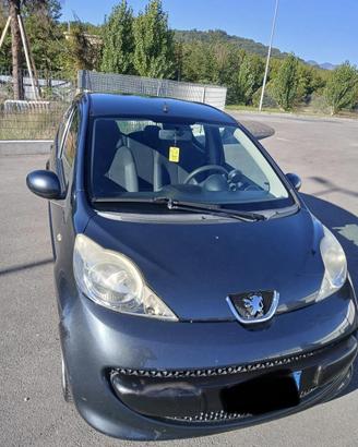 PEUGEOT 107