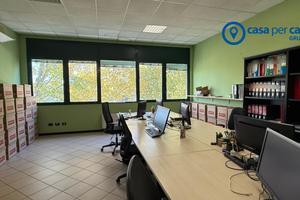 UFFICIO LOCATO IN AREA TOSI