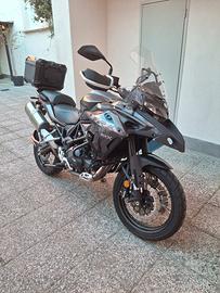 Moto TRK 502 X