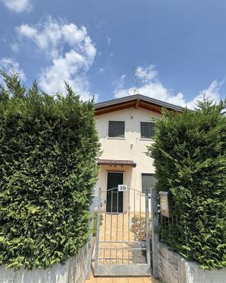 Villa o villino Valeggio sul Mincio [P 20.26VRG]