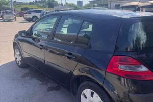 renault megane 1.5 neopatentati