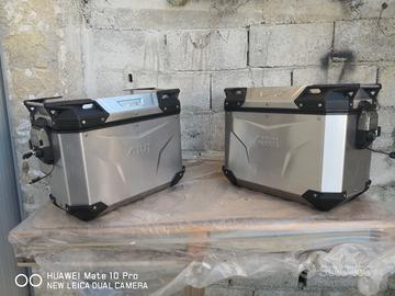 Givi trekker Outback Evo 44/40 disponibile 37lt 