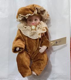 Bambola porcellana Capodimonte Shamir