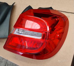 fanale post. esterno dx Mercedes GLA X156 2014